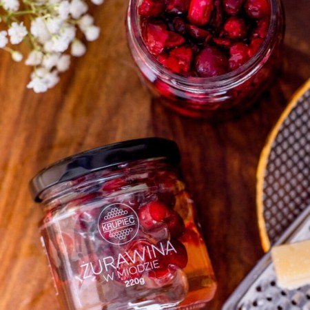 pol_pl_Zurawina-w-miodzie-Krupiec-220g-18510_3.jpg